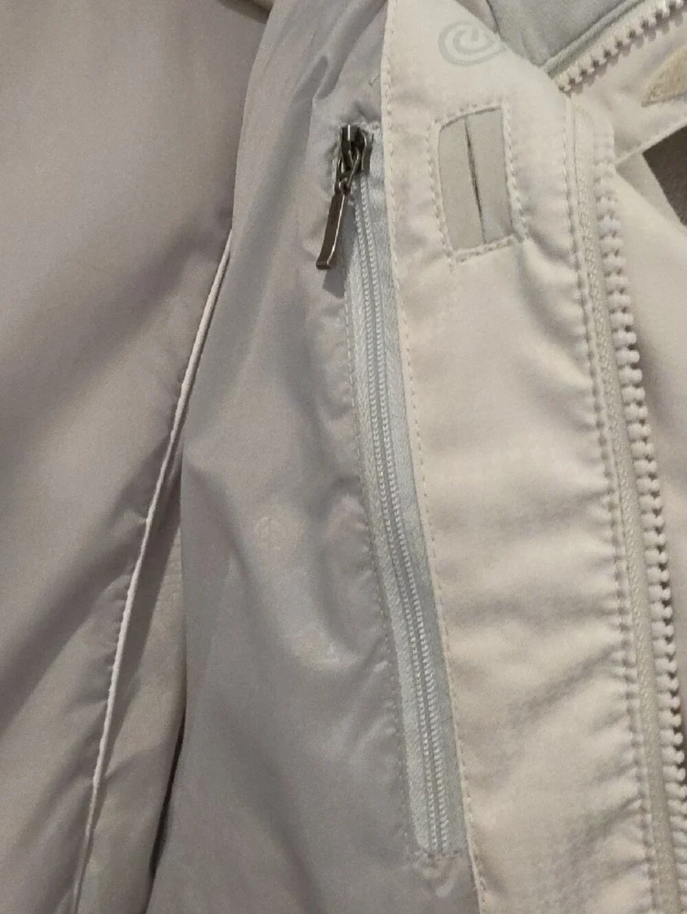 The North Face Women's Light Beige Quilted Puffer Jacket